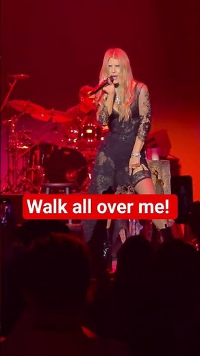 Jessica Simpson — These Boots Are Made for Walkin’ (Vegas Live!) | 11/08/25