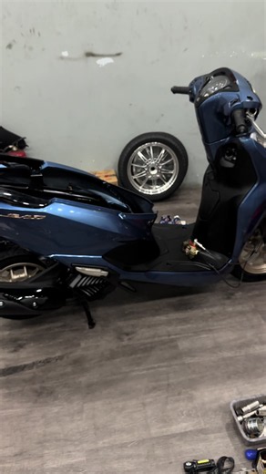 Xe dành cho người có sức hút 😤 Lead 125 4Val date 2025 abs đầy đủ.Hỗ trợ góp 18t đưa trước vài đồng nhận xe nha #lead #lead2val #lead4val #lead125 #lead2025