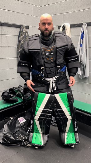 How to *properly* tuck your chest protector, the Chris Dudo way. #hockeytiktoks #hockeytok #hockeytiktok #goalietiktoks #goalietok #goalietiktok #goaliegearsnob #goaliegear #fyp #ccmgoalie #truegoalie