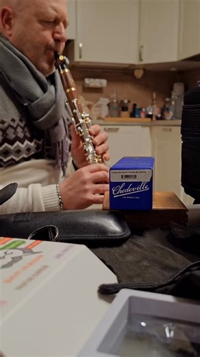 Chedeville Mouthpieces on Instagram: "Hear the amazing Gaetano Falzarano play test the Chedeville Kanter Opera Bb Clarinet mouthpiece! #playchedeville #lifewithoutlimits #clarinet #clarinete #kanter"