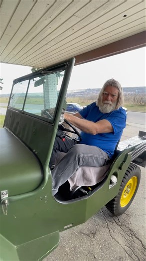 1947 Jeep START on the 1st Crank?