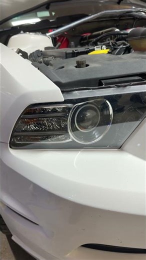 Mustang S197 low battery weirdness