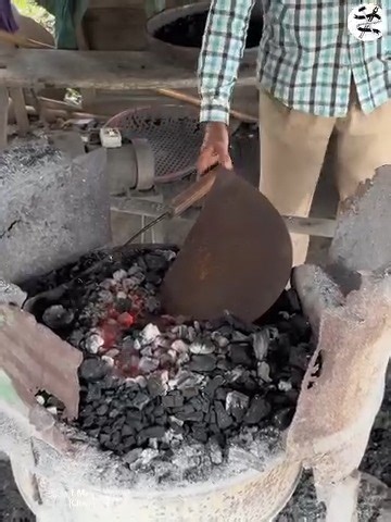 How to forge a Rice Straw Collecting Tool from Disc Plough in rural village | Secret Metal Works
