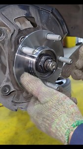 82K views · 316 reactions | _front wheel hub replacement #automotive #usa #mechanic. | Automotive2 | Facebook