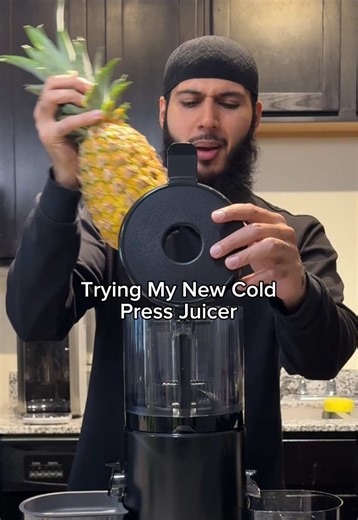 Flash Sale: 40% Off Cold Press Juicer with Free Shipping