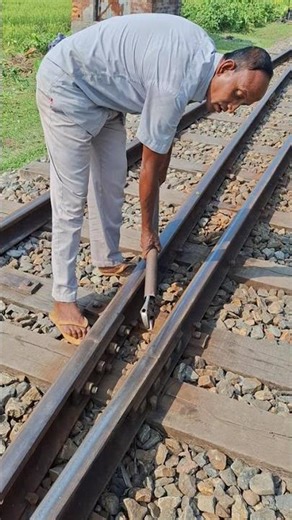 Fishplate Bolt tightening by Wrench 🔧. #shorts #ytshorts #fishplate #suspension