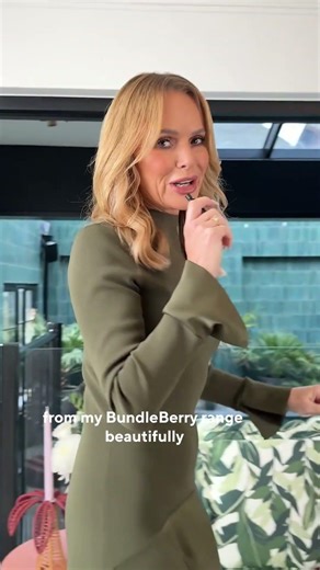 Amanda Holden Tour of Bundleberry Shoot!