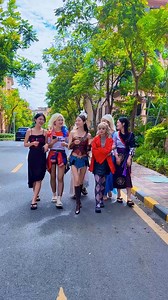 51K views · 952 reactions | Bold Wonder Woman #WonderWoman #cosplay | Funn 100 | Facebook