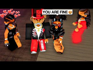 EVERY GIRL HAS A CRUSH ON ME IN ROBLOX