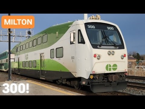 (Equipment Move) (10 Cars) GO E-2739 - 649 With 300 Departing Milton