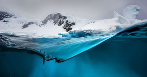 Shooting Above-and-Below Photos of Icebergs with a Custom Camera Rig