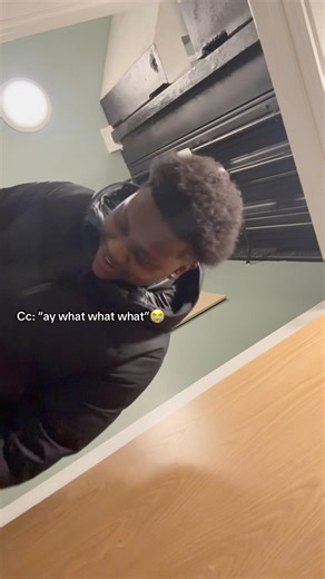 Testing my friends to see if they know the lyrics to my new song😭🤯