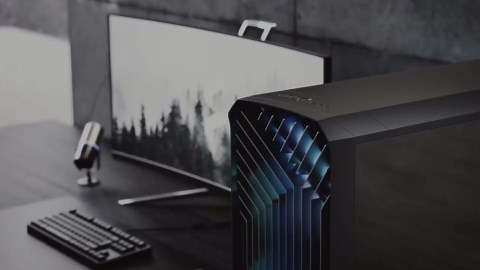 Fractal Design Torrent RGB Black - Light Tint Tempered Glass Panels - Open Grille for Maximum air Intake - Two 180mm RGB PWM and Three 140mm RGB Fans Included - ATX Airflow Mid Tower PC Gaming Case