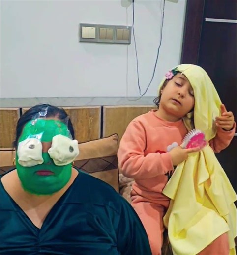 raponzel and chameleon song by Anna #shorts