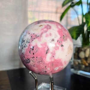 Peruvian Rhodonite W/quartz Sphere: 2.5", Over 1lb - Bubblegum Pink Crystal Ball - Etsy