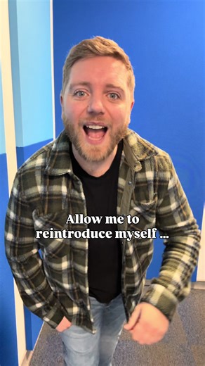 New month… New energy… He has arrived 👀 #presenter #podcaster #newmonth #newenergy #duvetday