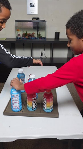 Prime Slushy Vs DragonFruit Fusion Prime Tic Tac Toe ❌⭕ #familygames #partygames #shorts #tictactoe #prime #challenge #gamenight #familyfun #siblings DrinkPrime Logan Paul K.S.I | Rickey Currie