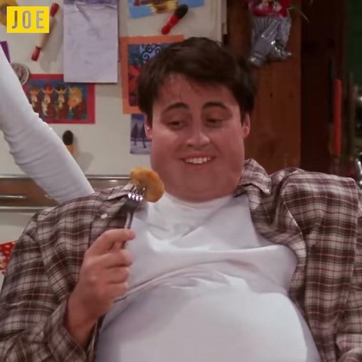 Friends – Every use of Joey Tribbiani's 'How you doin'?' in 30 seconds