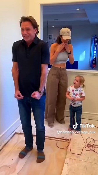 Justin Flom Magic: Incredible Trap Door Tricks Revealed