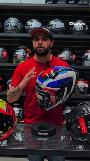 FullMoto on Instagram: "LS2 THUNDER C GP AERO El casco racing más avanzado de LS2. Desarrollado para la alta competencia y listo para la calle. El LS2 Thunder C GP Aero ofrece una carcasa en fibra de carbono de alto rendimiento, aerodinámica optimizada en túnel de viento, sistema de ventilación de flujo constante, interior desmontable de alto confort y cierre de doble anilla para máxima seguridad. Un casco certificado bajo los más altos estándares internacionales, diseñado para pilotos que exige