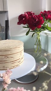 Bolo lindo decorado | Confeitaria Receitas 4 Amigas .