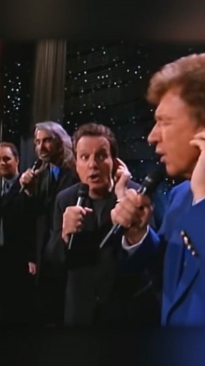This will never not make us laugh! 😂 #GaitherMusic #MarkLowry #Comedy #Laugh #Throwback #Thursday #Funny #LOL #FYP #GaitherVocalBand #BillGaither