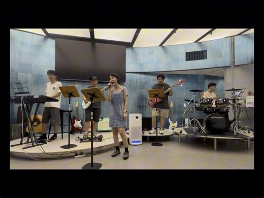 用旋律唤醒时光：Fun乐队的华语金曲