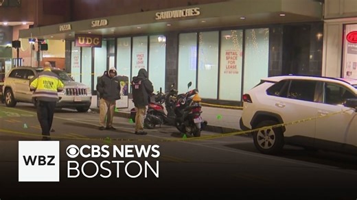 2 hurt during stabbing in downtown Boston