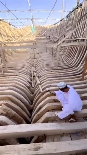Dhow factory of Sur, Oman 🇴🇲❤️ 🚢⛵ | OMAN UPTO DATE
