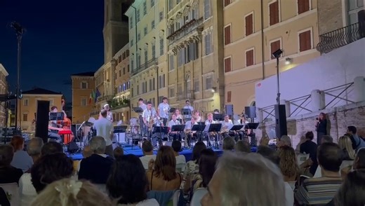 Nettuno 20 brought pristine audio to the heart of Ancona’s most historic square, proving that innovation and tradition can resonate in perfect harmony. | Montarbo