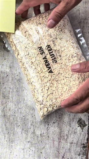 🌾❌ ¿Sabías que una dieta libre de gluten puede ser clave en ciertas condiciones de salud? Aquí te contamos 5 enfermedades en las que suele recomendarse evitar el gluten, siempre con acompañamiento profesional 👩‍⚕️✨ 1️⃣ Enfermedad celíaca 2️⃣ Sensibilidad al gluten no celíaca 3️⃣ Dermatitis herpetiforme 4️⃣ Síndrome de intestino irritable (en algunos casos) 5️⃣ Enfermedades autoinmunes (como apoyo nutricional) 💡 Cada cuerpo es distinto, por eso la guía de un profesional es esencial.# 👉 Guarda