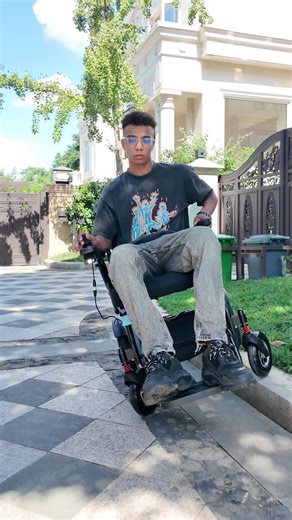 Electric wheelchair with 500W motor, 30-mile range, and 350 lbs capacity. Features 360° joystick, removable cushion, and adjustable armrests for comfort.#foryou#electricwheelchair#smartwheelchairs#elderlywheelchair#vechairtechnology