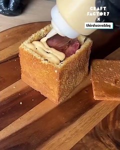 Making A Minecraft Burger 🍔😲 #minecraftmovie #minecraftshorts Credit： @thirdwavebbq