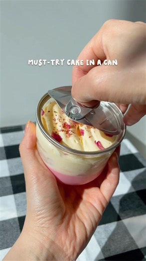 Unique Cake in a Can Experience | Melbourne, Australia