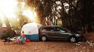 Arpenaz Base M Review (  video) - a great budget car/tailgate tent