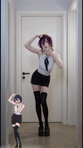 SeeU on Instagram: "I learned IRIS OUT dance from Reze💥💣#reze #bomb #IRISOUT"