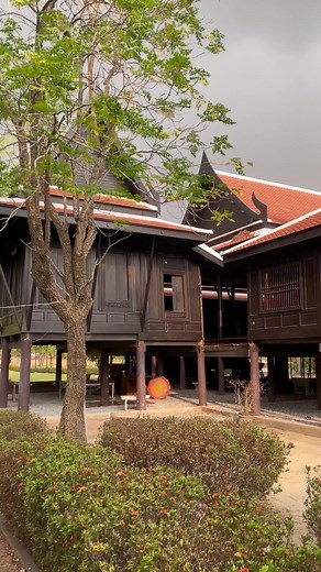 Beautiful Traditional Thai Style House Architecture