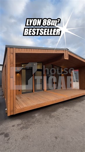 🏡 Model LYON - 88 m² of comfort and style Smart layout, panoramic windows, and a cozy terrace - everything you need for modern living. Built with care, delivered with precision. 🏠 You can learn more about the model on our website: https://www.ticabhouse.com/en/models/lyon Phone numbers for appointment TEL WhatsApp FaceTime: 📞 48 574 883 544 📞 48 575 403 453 TEL WhatsApp FaceTime: 📞 48 123 966 772 #modularhouse #viennamodel #modularliving #tinyhouse #sustainablehome #modernliving #comfortabl