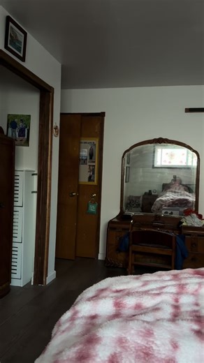 Good morning! It’s a cookie day. The rain isn’t actually falling. It is wet still outside, but we got a cookie.