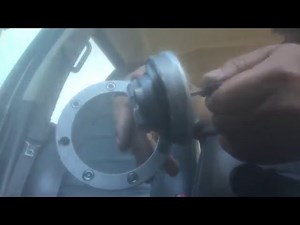 Motorcycle key stuck solution