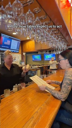 And then they go, “Ummmm can you tell me what your sides are?” #fyp #server #restaurant #skit