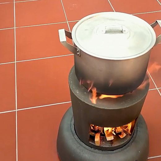 How to make a wood stove with cement and plastic buckets and pots | Genius Recycle