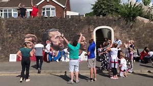 Fans flock to England mural in Nuneaton ahead of Euro 2020 final