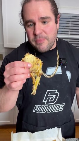 Simple sheet pan nachos