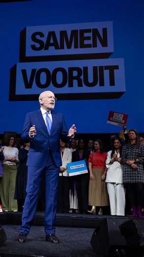 20K views · 3.2K reactions | Wij zijn het alternatief voor de rechtse stilstand. Als je wil dat Nederland weer in beweging komt, dan kun je bij ons terecht. Samen zetten wij het land op een linkse koers. Samen staan we sterk. Samen gaan we vooruit! #politieknederland #politiek #samenvooruit | Frans Timmermans | Facebook