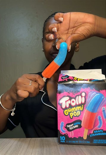 Trolli Gummi Pop Review: Weirdly Thick Texture
