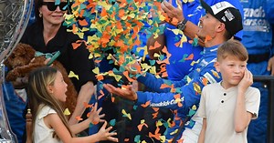 Kyle Larson proud dad after daughter Audrey wins box stock race