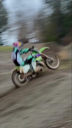 Barking a 1998 KX250 2-Stroke