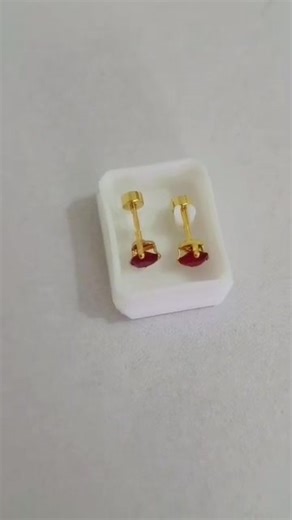 Elegant Screw Earrings: Simple Yet Stunning Design