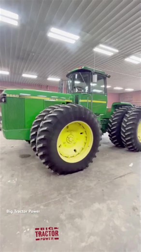 2.8K views · 170 reactions | JOHN DEERE 8850 Headed to Classic Green #tractor #agriculture #farm #farmer #harvest #bigtractorpower | Big Tractor Power | Facebook